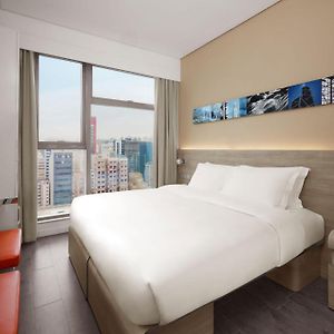 l King or Twin Room